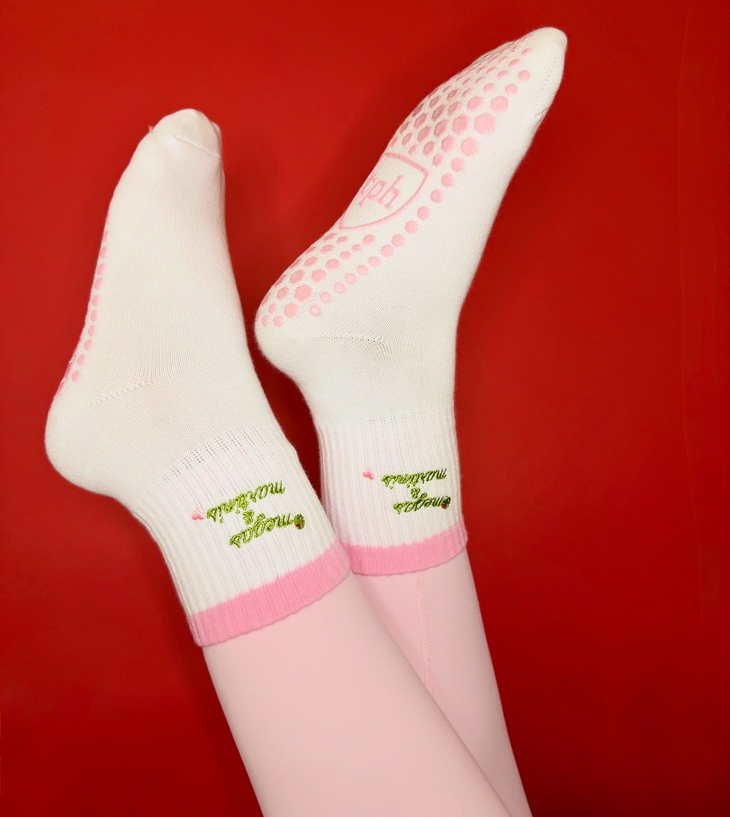MEGAS & MARTINIS GRIP SOCKS