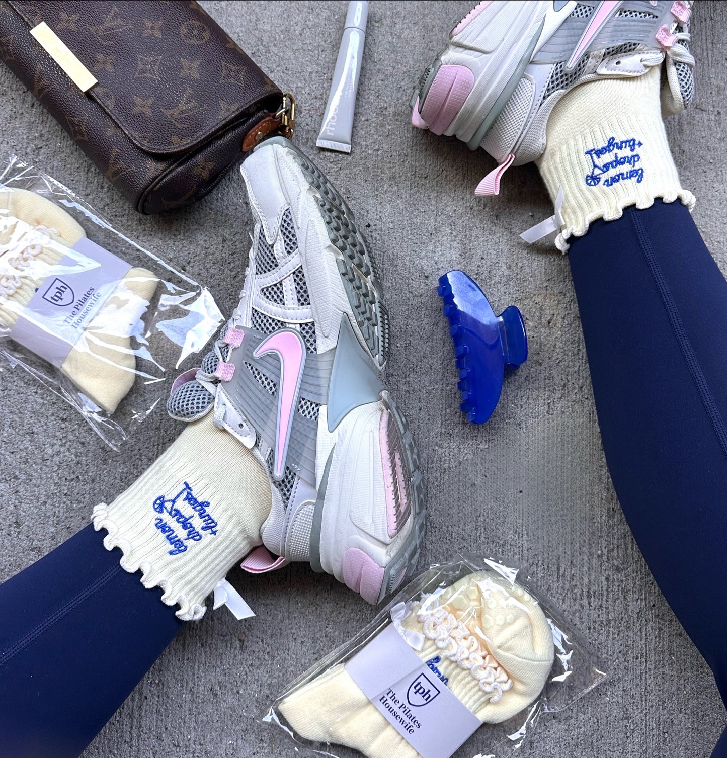 LEMON DROPS + LUNGES GRIP SOCK